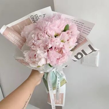 Vintage English newspaper flower wrapping paper for bouquets