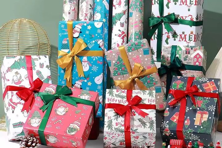 Luxury double-sided Christmas wrapping paper in custom sizes