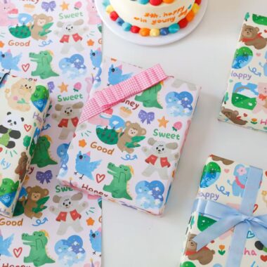 Cute cartoon zoo animal themed gift wrapping paper
