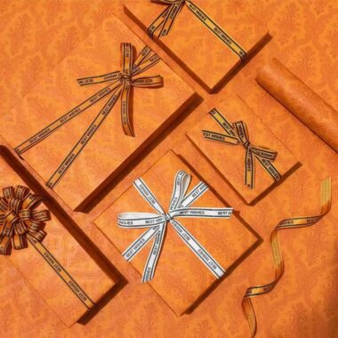 Thick premium holiday and birthday decorative wrapping paper