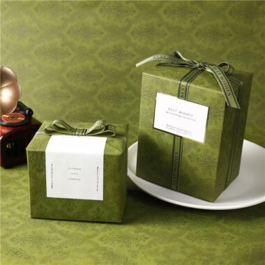 Thick premium holiday and birthday decorative wrapping paper