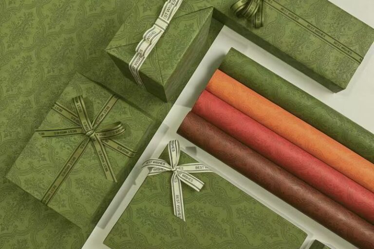 Thick premium holiday and birthday decorative wrapping paper