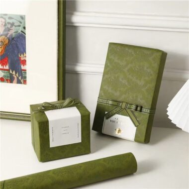 Thick premium holiday and birthday decorative wrapping paper