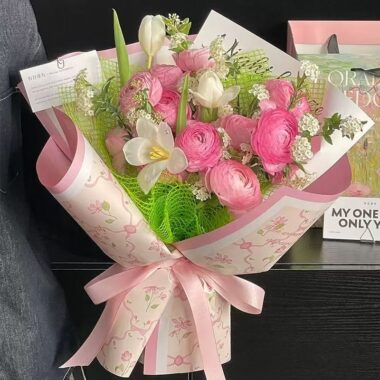 Spring hand-drawn printed kraft flower wrapping paper sheets