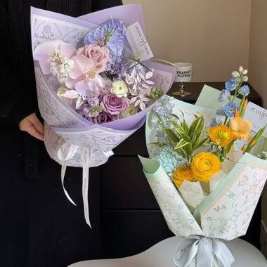 Spring hand-drawn printed kraft flower wrapping paper sheets