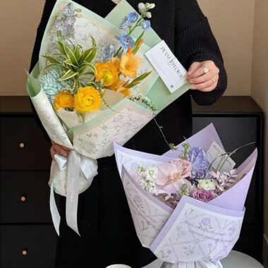 Spring hand-drawn printed kraft flower wrapping paper sheets