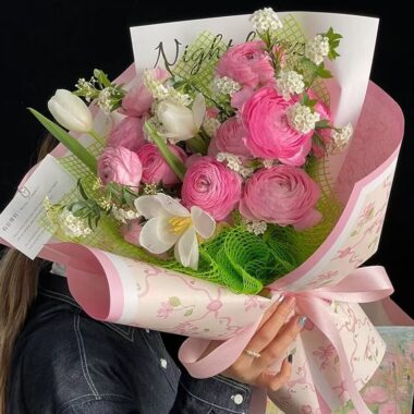 Spring hand-drawn printed kraft flower wrapping paper sheets