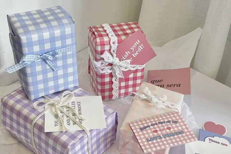 Waterproof thick plaid gift wrapping paper for packaging