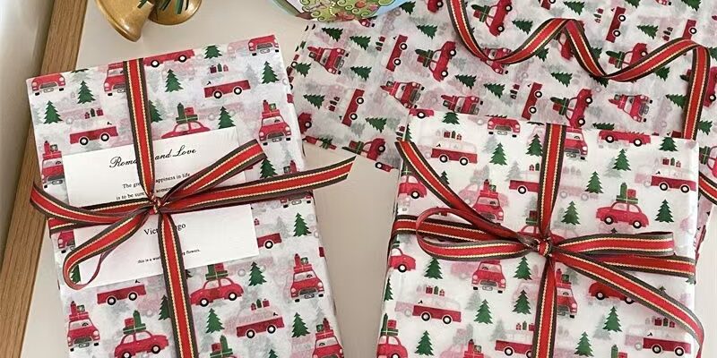 Cute car doodle Christmas wrapping paper for kids’ gifts