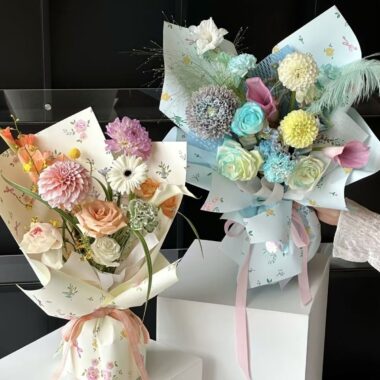 Colorful romantic waterproof floral wrapping paper for bouquets