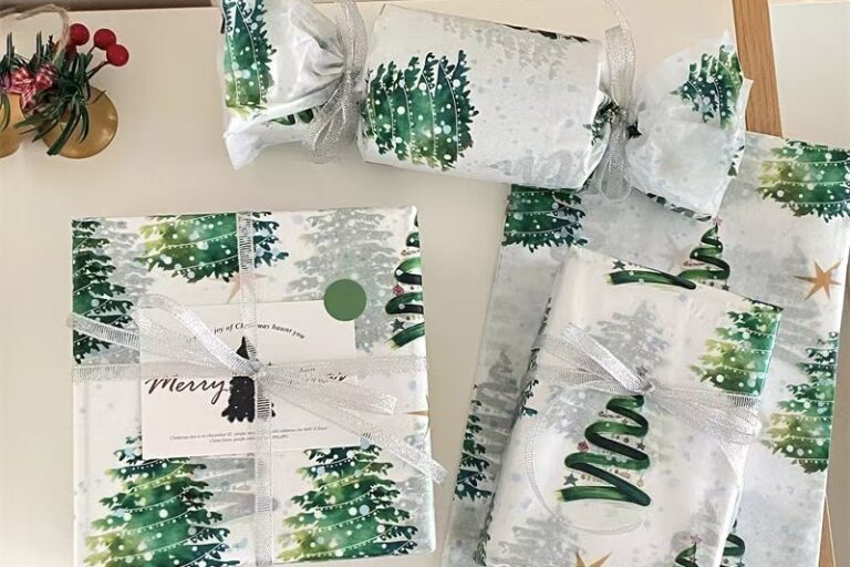 Green Christmas tree atmosphere holiday gift wrapping paper