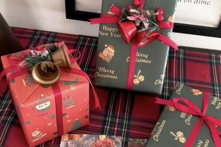 Large luxury kraft Christmas wrapping paper for gifts