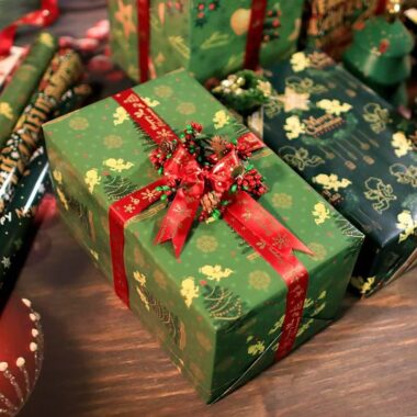 Metallic black white gold Christmas wrapping paper for gifts