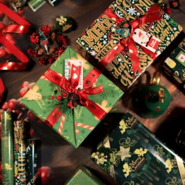 Metallic black white gold Christmas wrapping paper for gifts