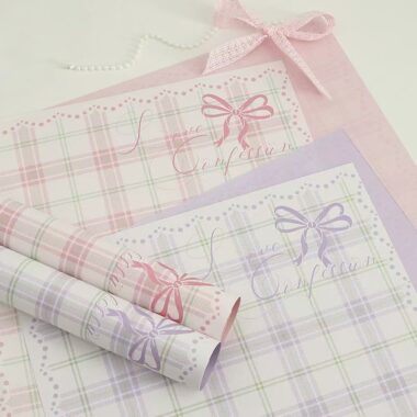Minimalist checkered thick flower wrapping paper sheets