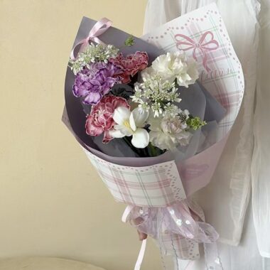 Minimalist checkered thick flower wrapping paper sheets