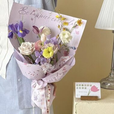 Thick floral printed Mother’s Day flower wrapping paper