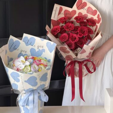 Romantic heart Valentine’s Day flower wrapping paper sheets