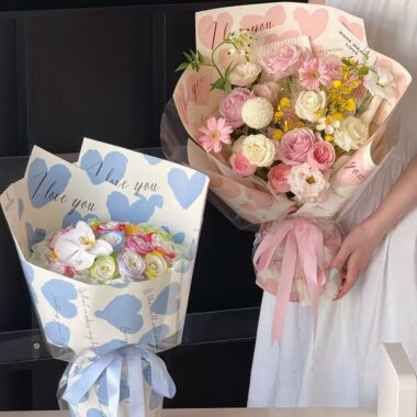 Romantic heart Valentine’s Day flower wrapping paper sheets