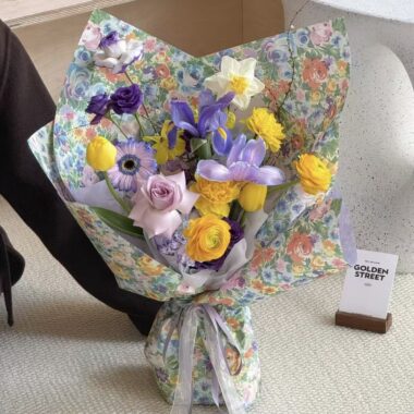 Spring pastoral thick oil-painting flower wrapping paper