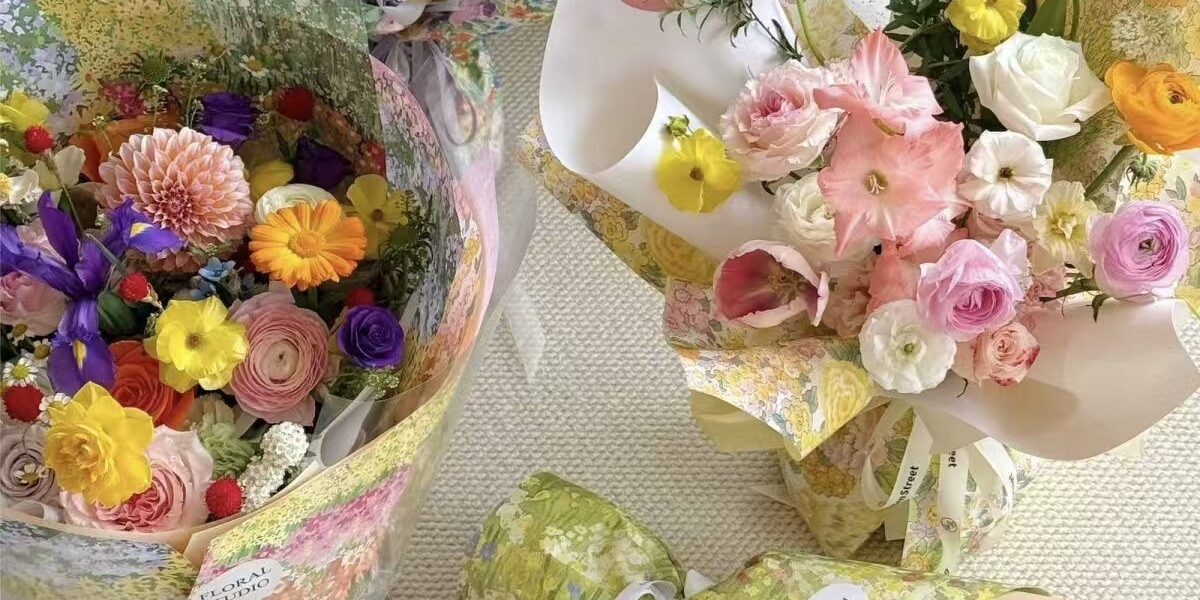 Spring pastoral thick oil-painting flower wrapping paper