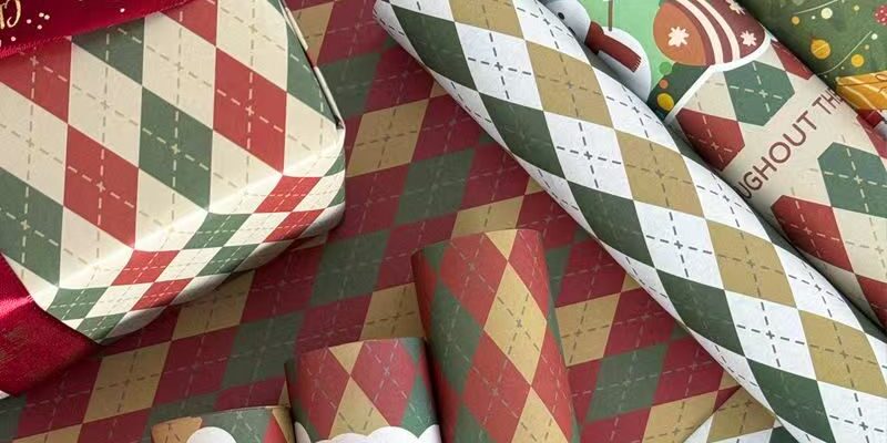 Thick kraft plaid Christmas wrapping paper for gifting