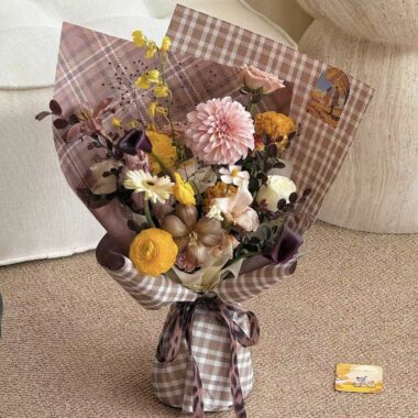 Vintage autumn kraft atmosphere flower wrapping paper