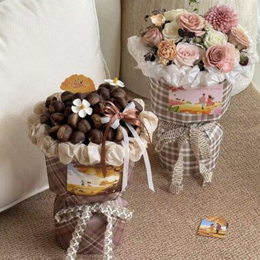 Vintage autumn kraft atmosphere flower wrapping paper