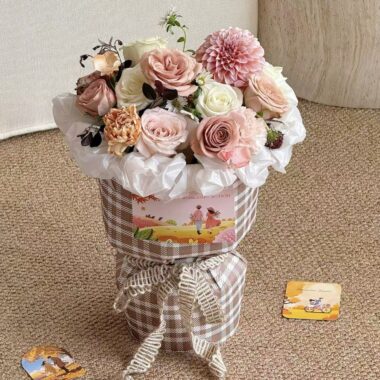 Vintage autumn kraft atmosphere flower wrapping paper