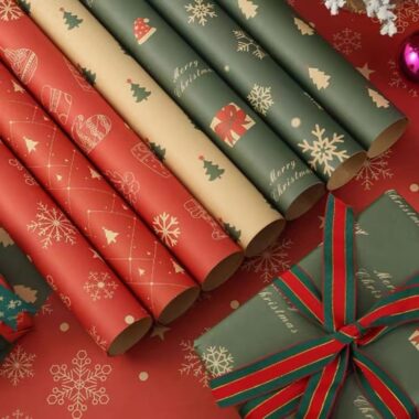 Vintage oversized retro Christmas wrapping paper sheets