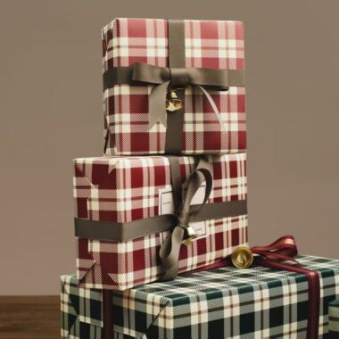 Vintage plaid luxury Christmas wrapping paper sheets