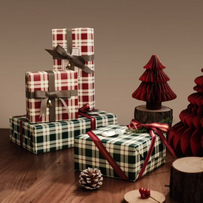 Vintage plaid luxury Christmas wrapping paper sheets