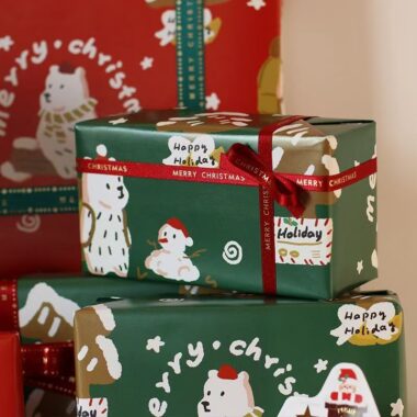 Cute little bear Christmas wrapping paper for holiday gifts
