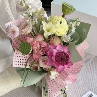 Hollow dopamine style creative flower wrapping paper