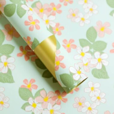 Brilliant floral DIY flower wrapping paper for bouquets