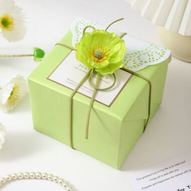 Minimalist iridescent solid color luxury gift wrapping paper