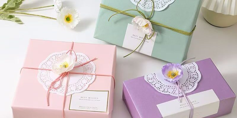 Minimalist iridescent solid color luxury gift wrapping paper