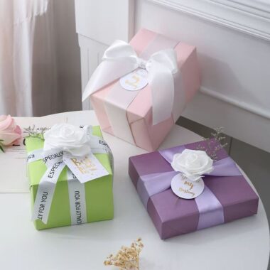 Minimalist iridescent solid color luxury gift wrapping paper