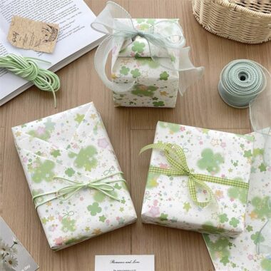 Lucky clover decorative gift wrapping paper high aesthetic