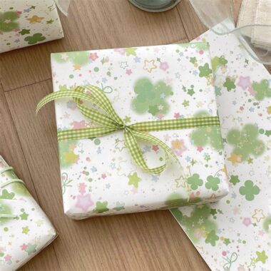 Lucky clover decorative gift wrapping paper high aesthetic