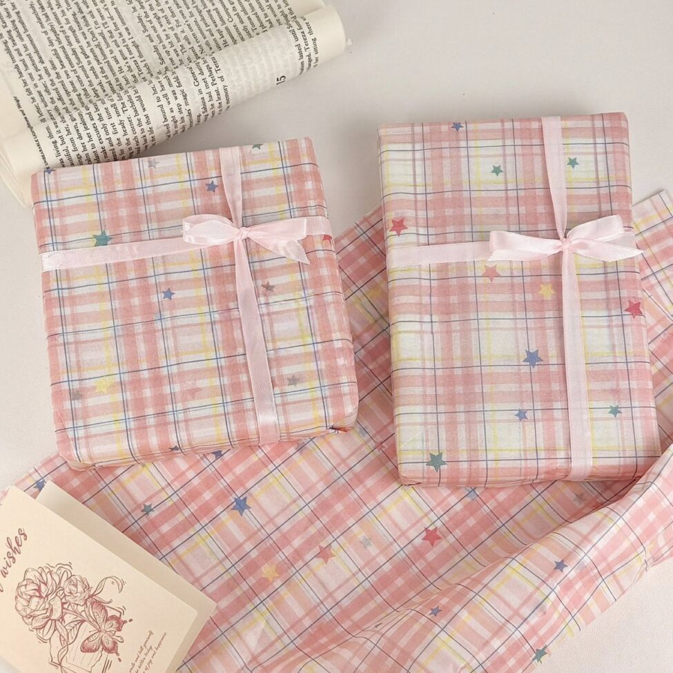 Pink plaid star Korean style gift wrapping paper