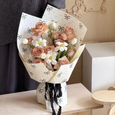 Sweet bow style flower wrapping paper for bouquets