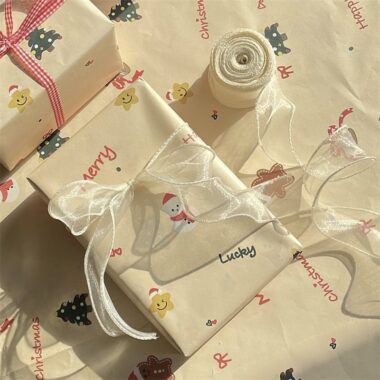 Snowman winter Christmas wrapping paper for festive gifts